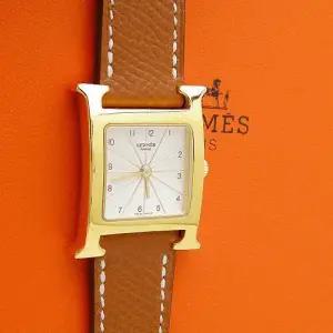 카멜 엡솜 H아워 금장 여성용 시계