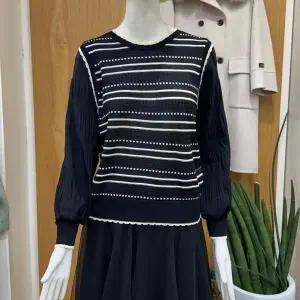 [클리지] DP01 라운드 넥  세미 시스루 니트 CP2WKT05 (29417533)