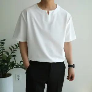 목편한 V 슬릿넥 남자 직장인티셔츠 여름 출근 반팔티