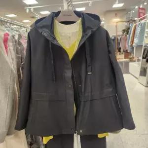 올리비아로렌 HC05 심플한 후드 블랙점퍼  VOC CL4S1341