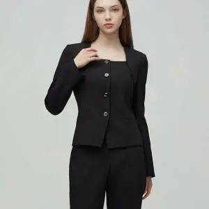 [롯데백화점]에고이스트 어깨 패드 레이어드형 자켓 ES1WJ262