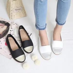 심플 배색 가죽 로퍼  KC2M205 로퍼