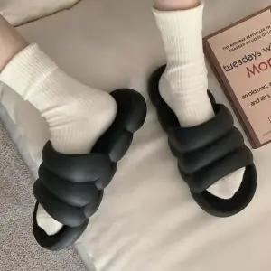 [오노마] ONM 남자 여자 학생 패션 귀여운 디자인 슬리퍼 여행룩