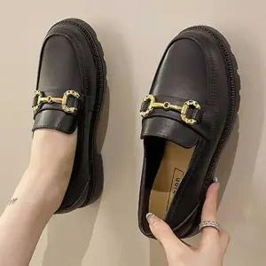 [라일리의류] Rly 골드체인 장식 통굽 로퍼 단화 EVA 키높이 봄여름슈즈