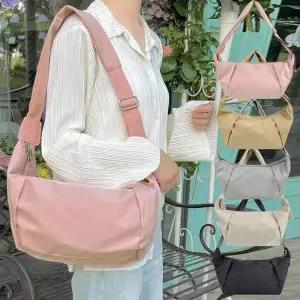 [에이치플러스몰]TBZ 빅사이즈 반달 러블라한 베이직함 깔끔한 숄더백