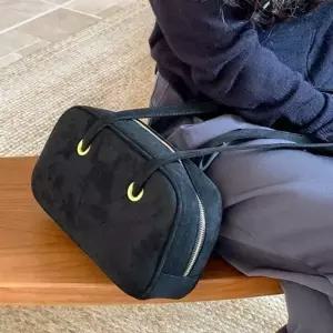 [오너클랜]WL 부드러운 촉감 고급스러운 질감 캐주얼 포멀한 매트한 스웨이드