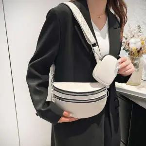 레더 투지퍼코인 크로스백 WFJ65GJ