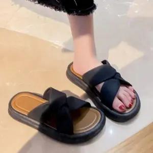 여성 여름 바캉스 물놀이 슬리퍼 캐쥬얼 비치 샌들_24923438