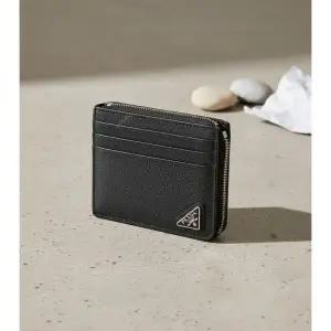 26SS 사피아노 가죽 카드 홀더 (2MC129 QHH F0002)