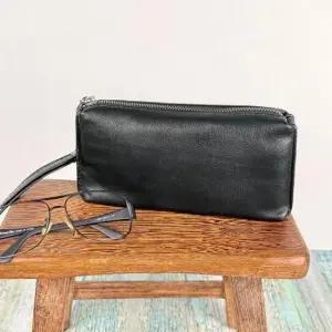 오피스룩 캐쥬얼 남자백팩 스쿨룩 백팩 정장 서류