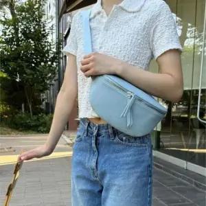 가벼운무게 사용하기 편리한 허리색 경량 힙색