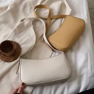 미니 사각 숄더백 끈조절 캐주얼 정장백 여성 데일리