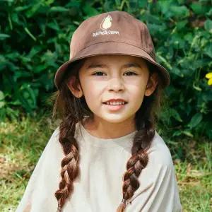 [비치스앤크림_키즈]페어 자수 하프 버킷 햇-브라운(pear embroied Half Bucket Hat,