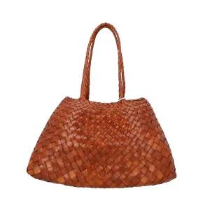 [드래곤디퓨전] [공식수입정품] 드래곤디퓨전 8892 TAN 산타 크로체 빅 숄더백