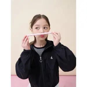 [BEANPOLE KIDS] 여아 리본 포인트 경량 점퍼  블랙 (BI6239G025)