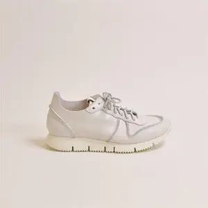 [부테로] 카레라 여성 스니커즈 화이트 76787859