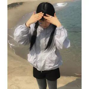 코드그라피 우먼 나글란 체크 후드 점퍼-라이트 카키 410168