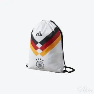 아디다스 드라이핏B 독일 짐색 KC6690