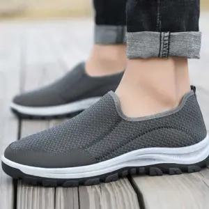 가벼운 남성 스니커즈 신발 슬립온 여름 패션 코디 아빠 실내런닝화 데일리캐주얼 나들이