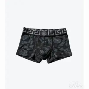 베르사체 바로크 트렁크 1000957 1A11188 5B050