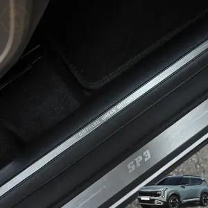 디올뉴셀토스 용품 도어스텝 도어스커프 알루미늄 몰딩 실내 튜닝 악세사리