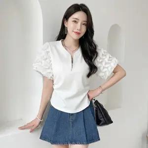 금찌 퐁퐁 프릴 반팔 티 ST8181T