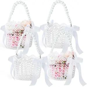 의이판 4개 흰색 꽃 소녀 바구니 진주 손잡이 웨딩 플라워 보크노트 꽃잎 컬렉션용 세트 5.5 x 4.33 인치