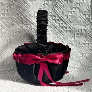 유웨딩 플라워 걸 바구니 - 파티용 리본 보크노트와 라인스톤이 포함된 캔디 선물 가방 블랙 버건디