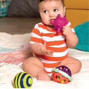 조카선물 아기놀잇감 뇌발달 치발기공 손빨기방지 치아발육기 6개월