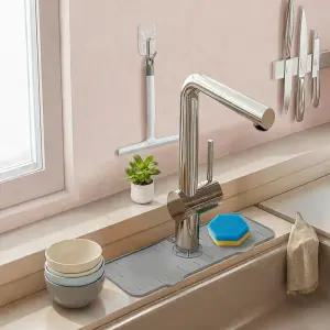 실리콘 수도꼭지 매트 스퀴지 스펀지 후크 2개 스플래시 가드 드립 캐처 트레이가 포함된 주방 싱크대 청소