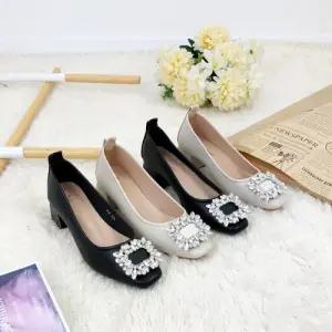 [제이시]제이시 3cm 발볼 넓은 소가죽 큐빅 통굽 구두 K445