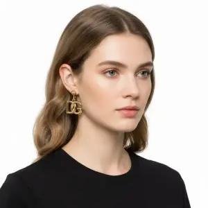 SS25 여성 DG 로고 이어링WEN6P1 W1111 ZOO00