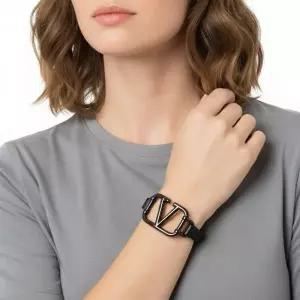 [ 가라바니]여성 V로고 레더 팔찌1W0J0Q40 LPS N01