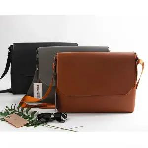 [하프클럽/]78_03 고급 남성 크로스백 회사원 숄더백 서류 메신저