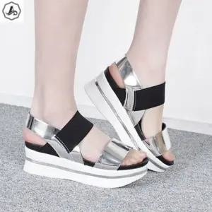 [애슬릿] 플랫폼 샌들 발편한 밴딩 스트랩 실버 메탈릭 6cm