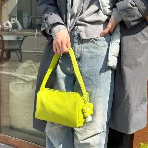 보스턴 여성 레더 토트백 WFJ65CA