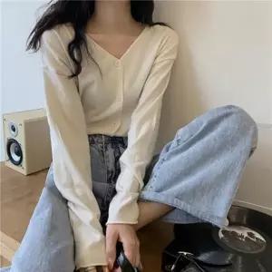 브이넥 여성 소프트 버튼 니트 가디건 TDN-0103