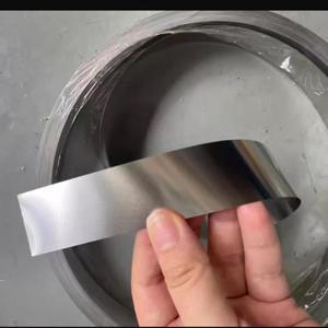 0.7mm 두께 5미터 SUS301 17Cr-7Ni S30100 301 스테인리스 스틸 밴드 스트립 스프링 리프