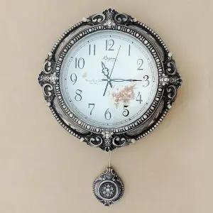 [하프클럽/셀러허브]데일리데코 체빈 추 시계