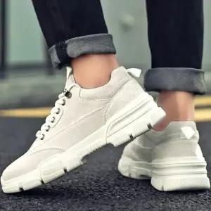 남성 캐주얼한 스니커즈 흰색단화 청바지 슬랙스 코디 스니커즈운동화 남자스니커즈