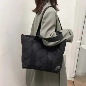 여성 마름모 퀼팅백 가벼운 토트백 빅사이즈 퀄팅가방