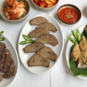 쫀득하고 담백한 돼지 간 1kg(순대간 순대내장 돼지부속물 내장모둠)