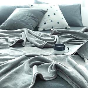 큰 개인용 캠핑 차박 도톰한 군용 대형 모포 밍크 담요 할머니 집순이 극세사 블랑캣 밍크 모포 이불 러그