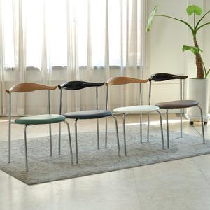 RM디자인 카우 체어 철재 인테리어 카페 커피숍 식탁 의자