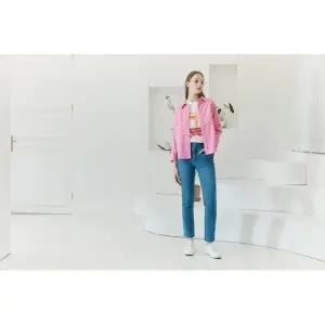 [롯데백화점]뱅뱅 여성 속밴드 슬림 스판 청바지 KQI155