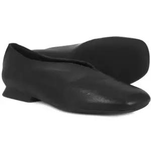 K201751-001 여성 카시 마이라 플랫슈즈 블랙