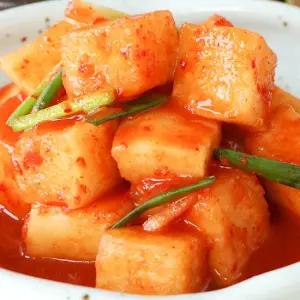 명동칼국수김치 깍두기 2kg