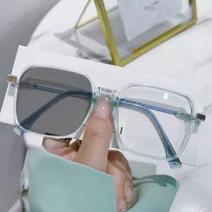 실내 투명 안경 야외 변색 선글라스 썬글라스 용품