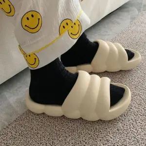 [라일리의류] Rly 구름 착화감 남녀공용 폭신 사무실 실내 실외 슬리퍼