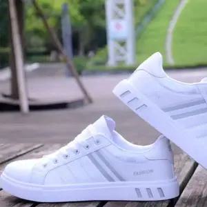 남성 화이트 운동화 런닝화 러닝 조깅화